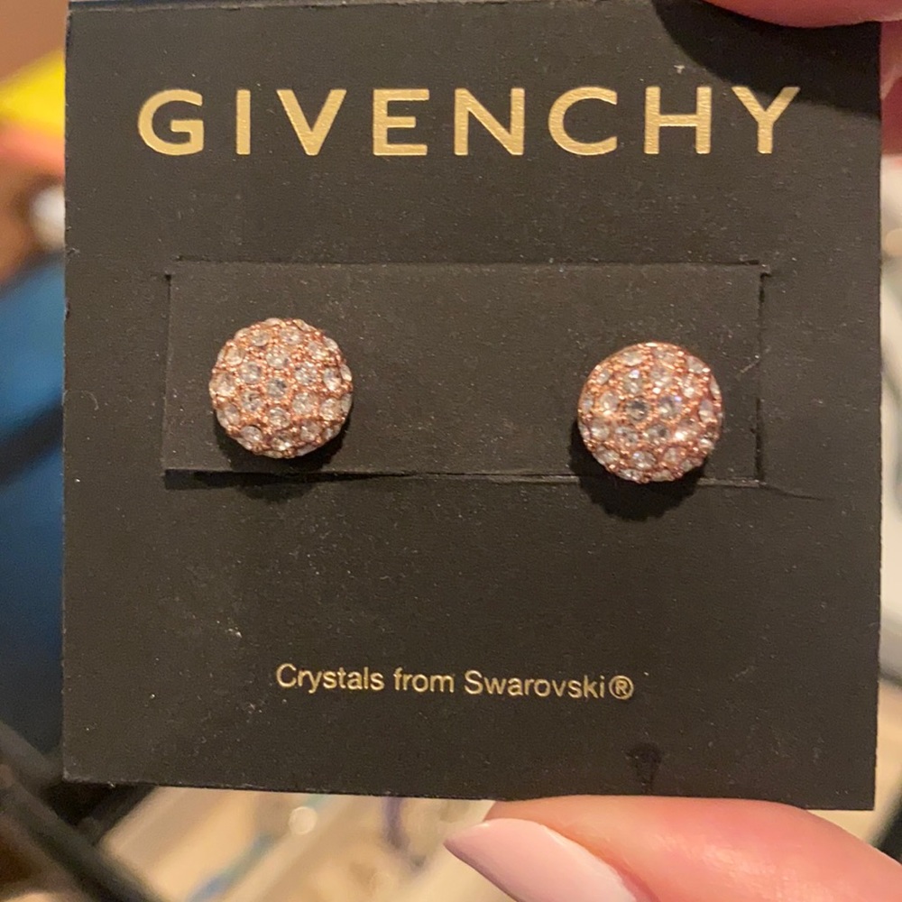 Givenchy earnings